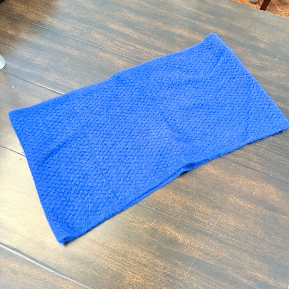 Isaac Mizrahi Live! Cashmere Eternity Scarf Bright Royal Blue